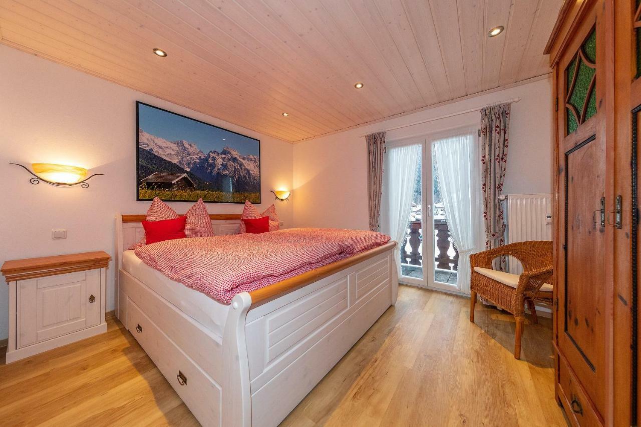 Ferienwohnung Sonnenhaeusl 미텐발트 외부 사진